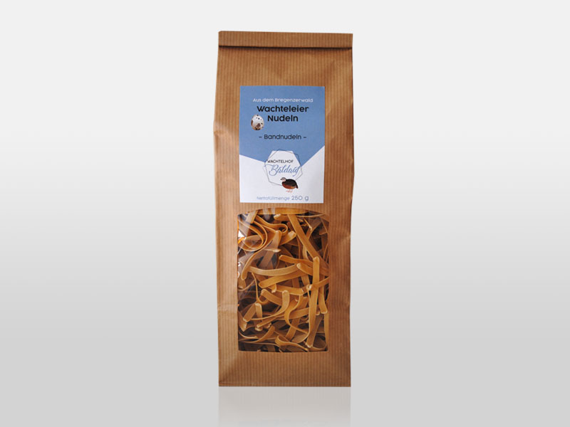 Bandnudeln aus Wachteleier und hellem Dinkelmehl